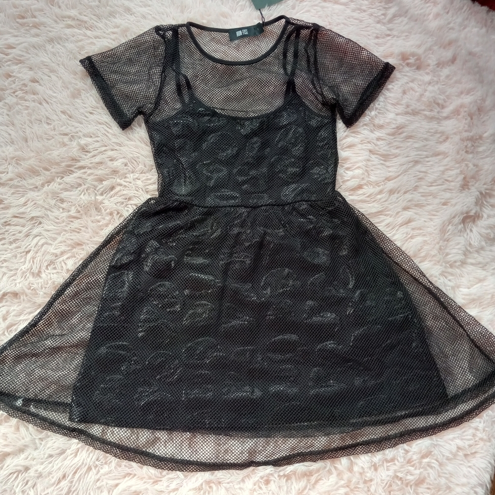 😵Fishnet overlay iron fist babydoll style "Skullz Club Mini Dress" ☠ Gothic nwt - Picture 2 of 16